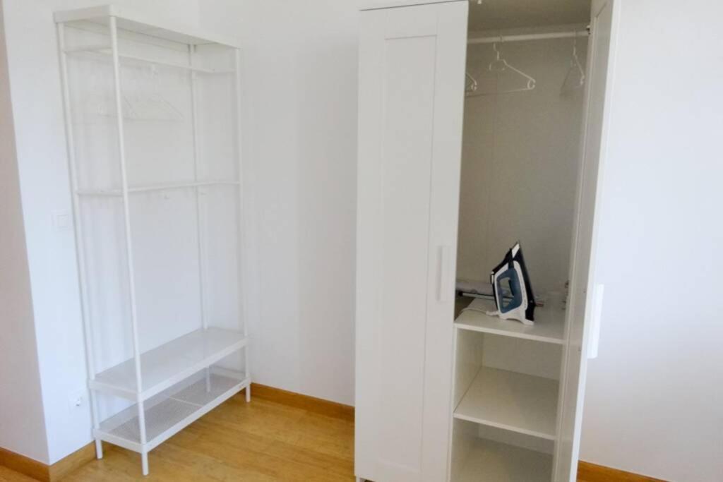 Modernes Leben L Lf28 * Vienna